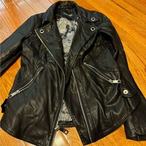Adult XSmall, Guess leather jacket